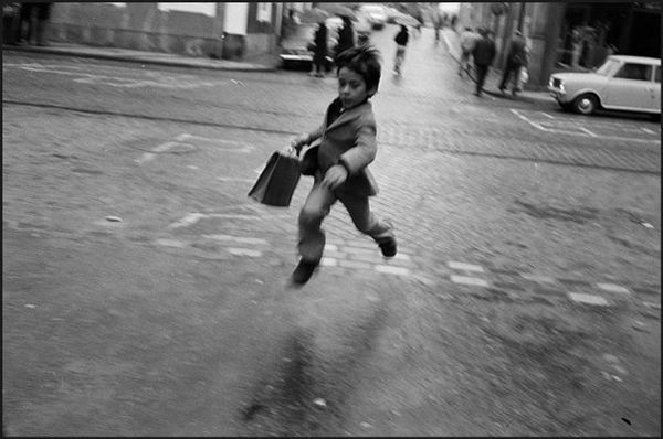 10 Vintage Perfect Timing Photographs